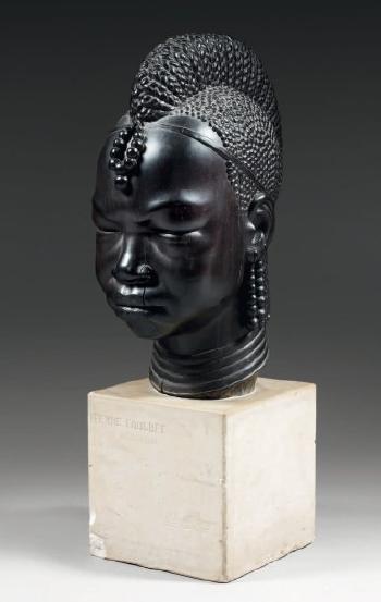 Femme Foulbee d’Afrique occidentale by 
																	Alexandre Callede