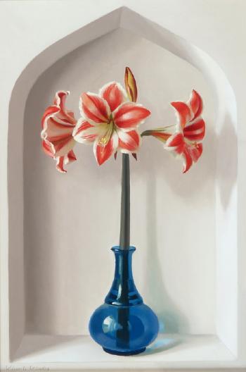 Wandnische mit Lilien in einer Vase by 
																	Vincente Viudes