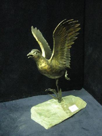 Oiseau à l’envol by 
																	Pierre Ajacques