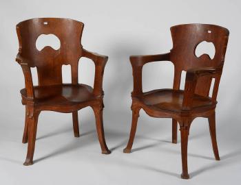 Paire de fauteuils de style Art Nouveau by 
																	Paul Hankar