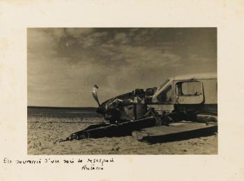 Deux Photographies Du Simoun-Caudron C630 Accidenté Dans Le Désert De Libye, Le 30 Décembre 1935. by 
																	Antoine de Saint-Exupery