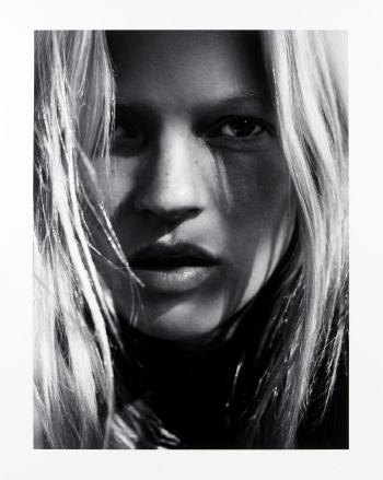 Portfolio Kate Moss by 
																			Inez van Lamsweerde