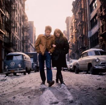 Bob Dylan and Suze Rotolo, the Freewheelin' session, New York by 
																	Don Hunstein