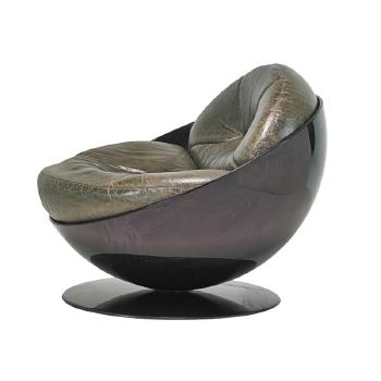 Esferam Lounge Chair by 
																			Ricardo Fasanello