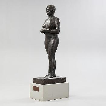 Kvindefigur (Female figure) by 
																			Astrid Noack