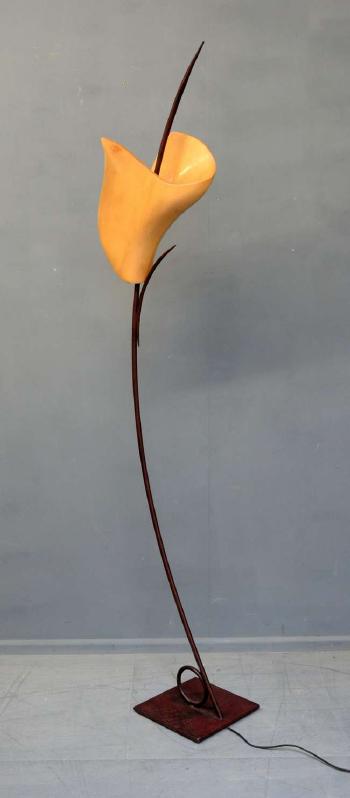 Tulip lamp by 
																			 Cocomir