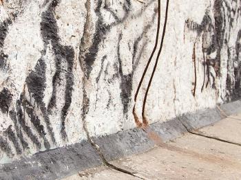 6 Segments Berlin Wall by 
																			Ben Wagin