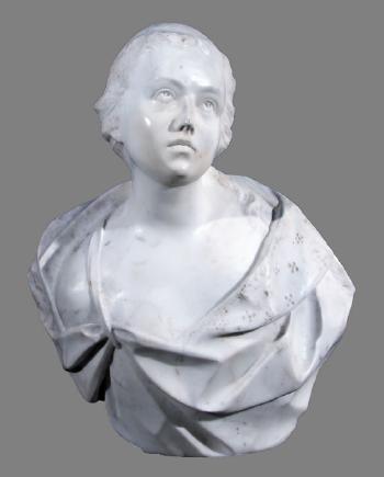 Busto femenino by 
																	Hernan Cullen Ayerza