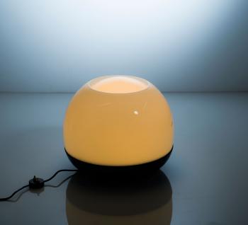 'Platea' table light by 
																			Franco Mazzucchelli Tartaglino