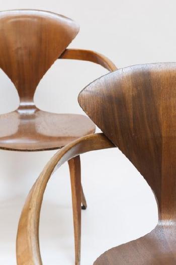 Ensemble de huit fauteuils by 
																			Norman Cherner