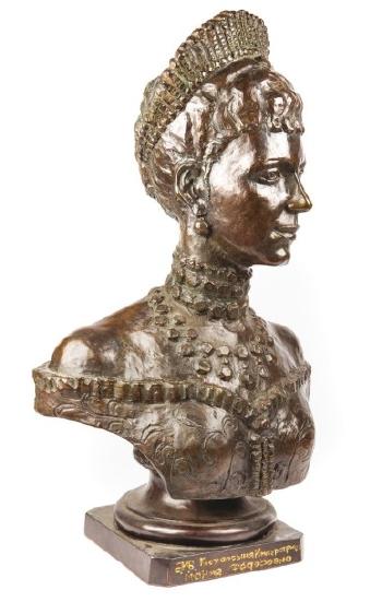 Buste d’Alexandra Féodorovna by 
																	Oleg Borissovitch Abaziev