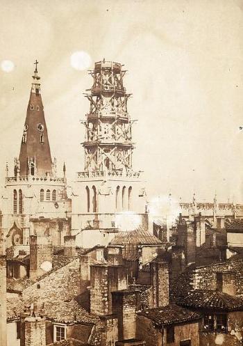 Construction du clocher sud de l’Église Saint-Nizier by 
																	Louis-Antoine Froissart