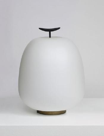 Lampe d'inspiration japonaise - modèle J13 by 
																			Joseph Andre Motte