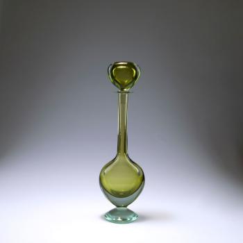 'Sommerso' bottle and stopper by 
																			Mario Pinzoni