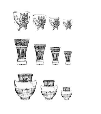 Vase dit 'diabolo' modèle 'V5' à décor de lances by 
																			 Vallauris