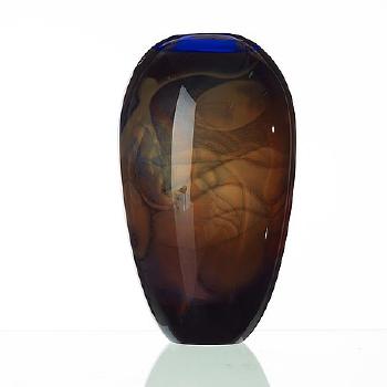 An 'Graal' Vase by 
																			Eva Englund