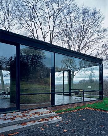 Glass House, New Canaan, Connecticut (architekt: Philip Johnson) by 
																	Juergen Nogai