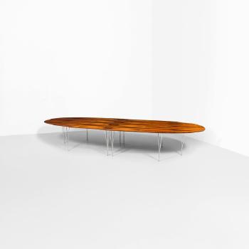Grand table modèle 'Superellipse' by 
																			Bruno Mathsson