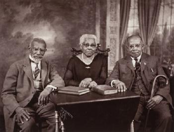 James Van Der Zee: Eighteen Photographs by 
																			James van der Zee