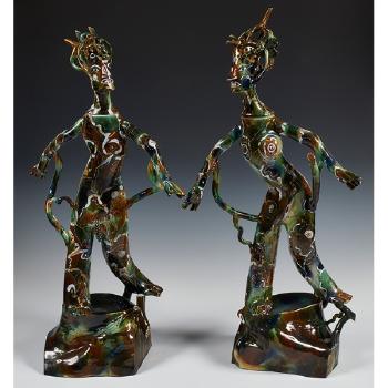 Male and female figures (Tang) by 
																			Ralph Bacerra