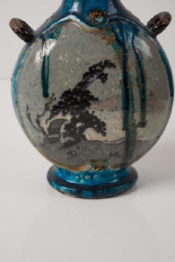 Vase de forme gourde à deux anses appliquées by 
																			Albert Louis Dammouse