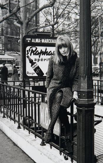 Marianne Faithfull by 
																	Roger Kasparian