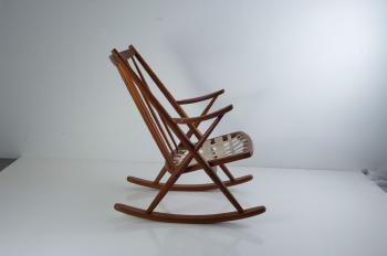182 rocking chair by 
																			Frank Reenskaug
