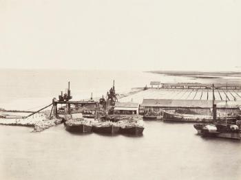 Construction du Canal de Suez by 
																			Louis Cuvier