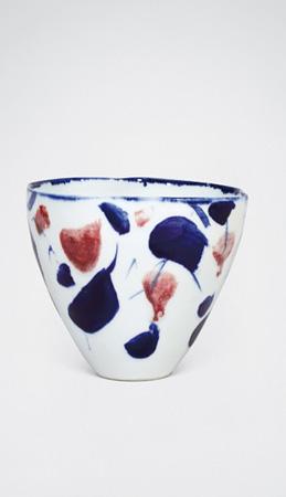 A Vase by 
																	 Ren Ruihua