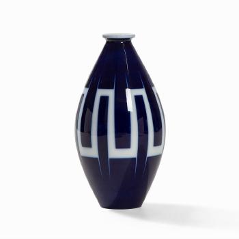 Große Ovoide Vase by 
																			Trude Petri Raben