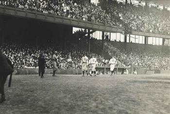 1920 World Series Photograph by 
																	Louis Van Oeyen