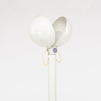 Tenagli floor lamp by 
																			Francesco Buzzi Ceriani