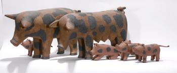 Pig family by 
																			Saturnino Portuondo Odio