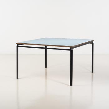Table by 
																	Roberto Baciocchi