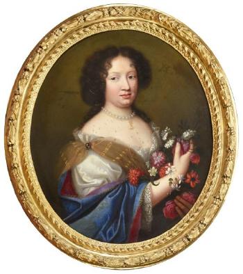 Portrait de Marie Musy en buste tenant un bouquet de fleurs by 
																	Jean Guynier