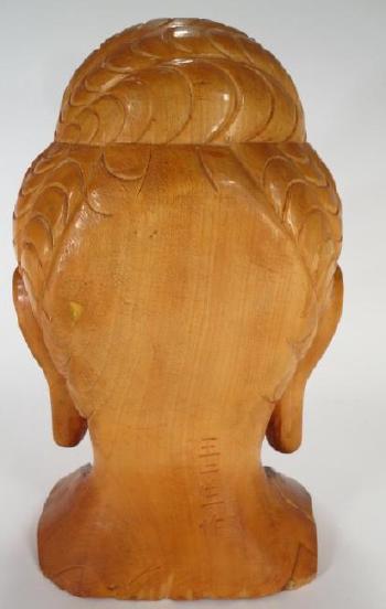 Head of Buddha by 
																			 Wang Ersheng