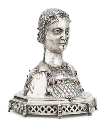 Petit buste de style médiéval représentant une femme en argent by 
																	 J D Schleissner Sohne