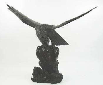Model of an eagle by 
																			 Ryuko