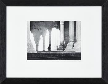 Flickan i Templet, Agra by 
																			Georg Oddner