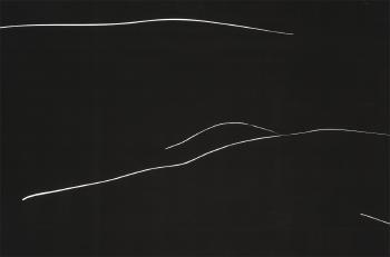 Luz curva by 
																	Diego Nessi