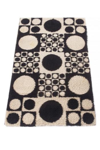 Geometri I carpet by 
																			 Unika Vaev
