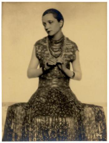 Portrait de Mademoiselle Agnès, modiste by 
																	Dora Philippine Kallmus