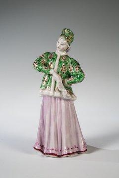 Dancing lady by 
																	 Dulevo Porcelain Works