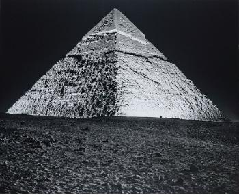 Piramide di Khefren, Cairo by 
																			Luca Campigotto