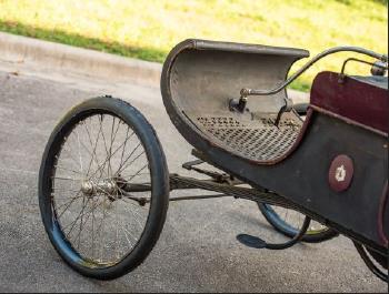 1901 Oldsmobile Model R 'Curved Dash' Runabout by 
																			 Oldsmobile