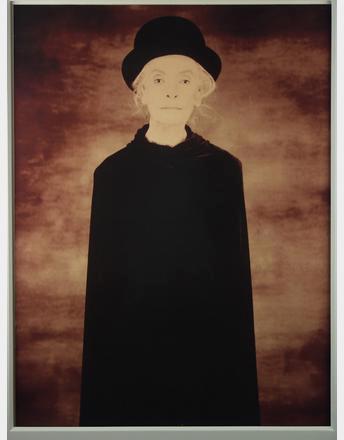 Portrait of Mimi Weddell by 
																	Joyce Tenneson