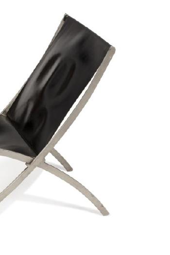 Suite de quatre chaises pliantes en acier et cuir noir by 
																			Marcello Cuneo