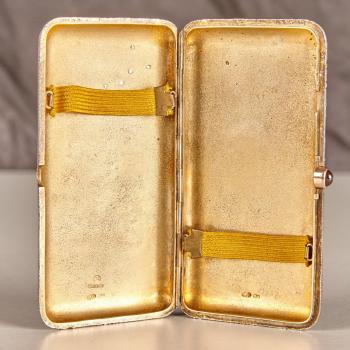 A Fabergé Silver Cigar Case in the Samorodok Technique by 
																			Anders Nevalainen