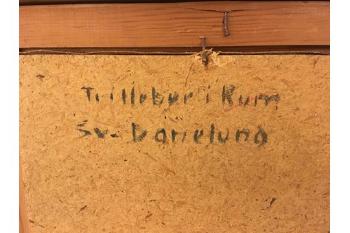 Wheelbarrow in Room - Trillebør i Rum by 
																			Sven Danelund
