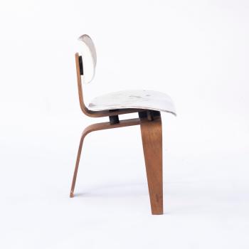 SE 42 side chair by 
																			Egon Eiermann